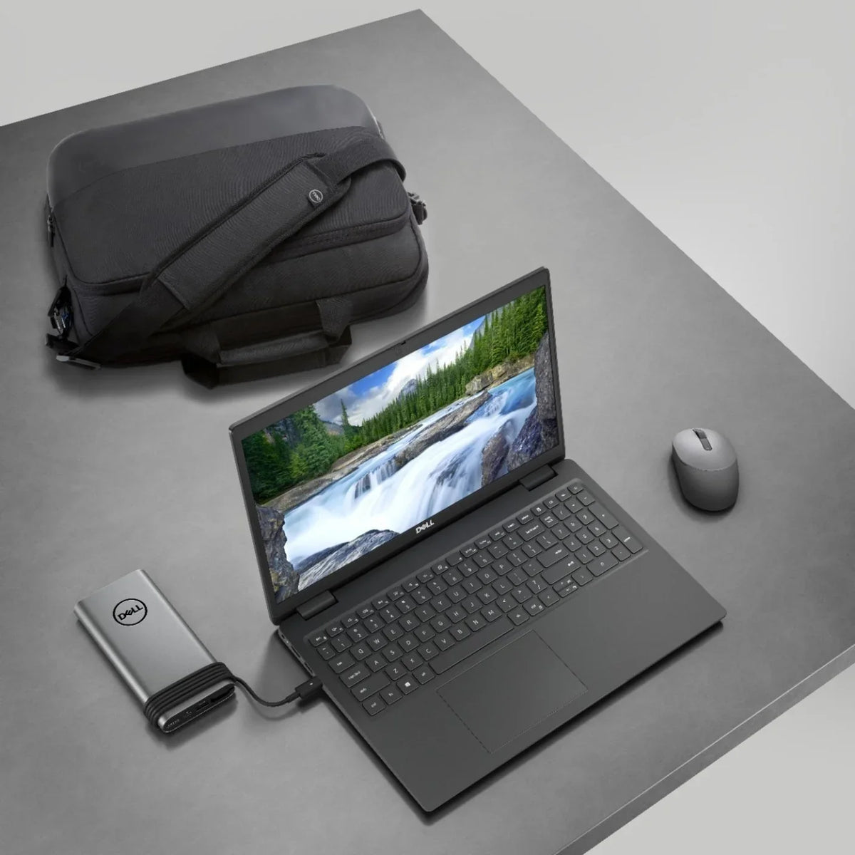 Dell Latitude 3520 - 15.6" - Intel Core i7 1165G7 - 8 GB RAM - 256 GB SizeSize (8604F)