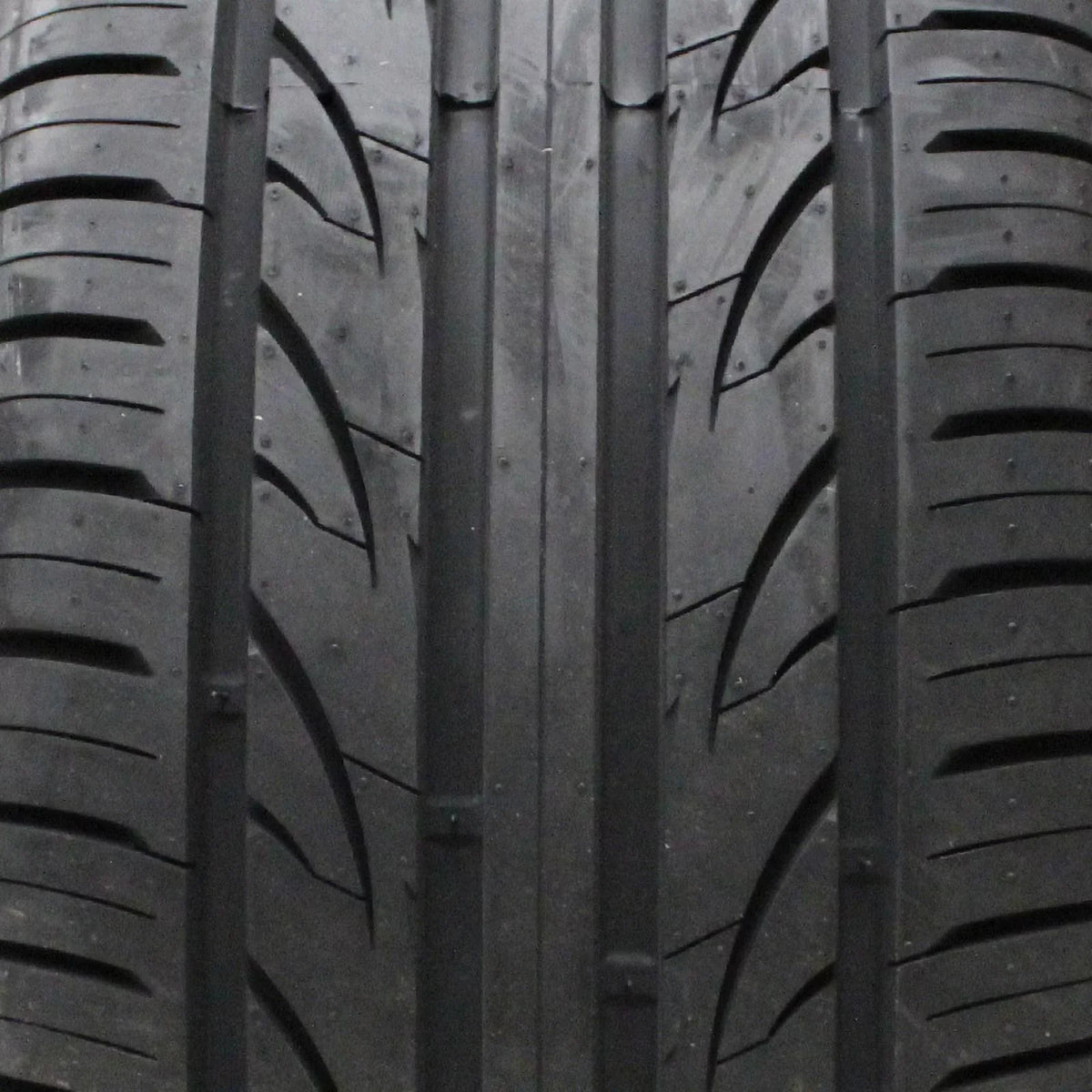 Lexani LXUHP-207 UHP 235/45ZR19 99W XL Passenger Tire