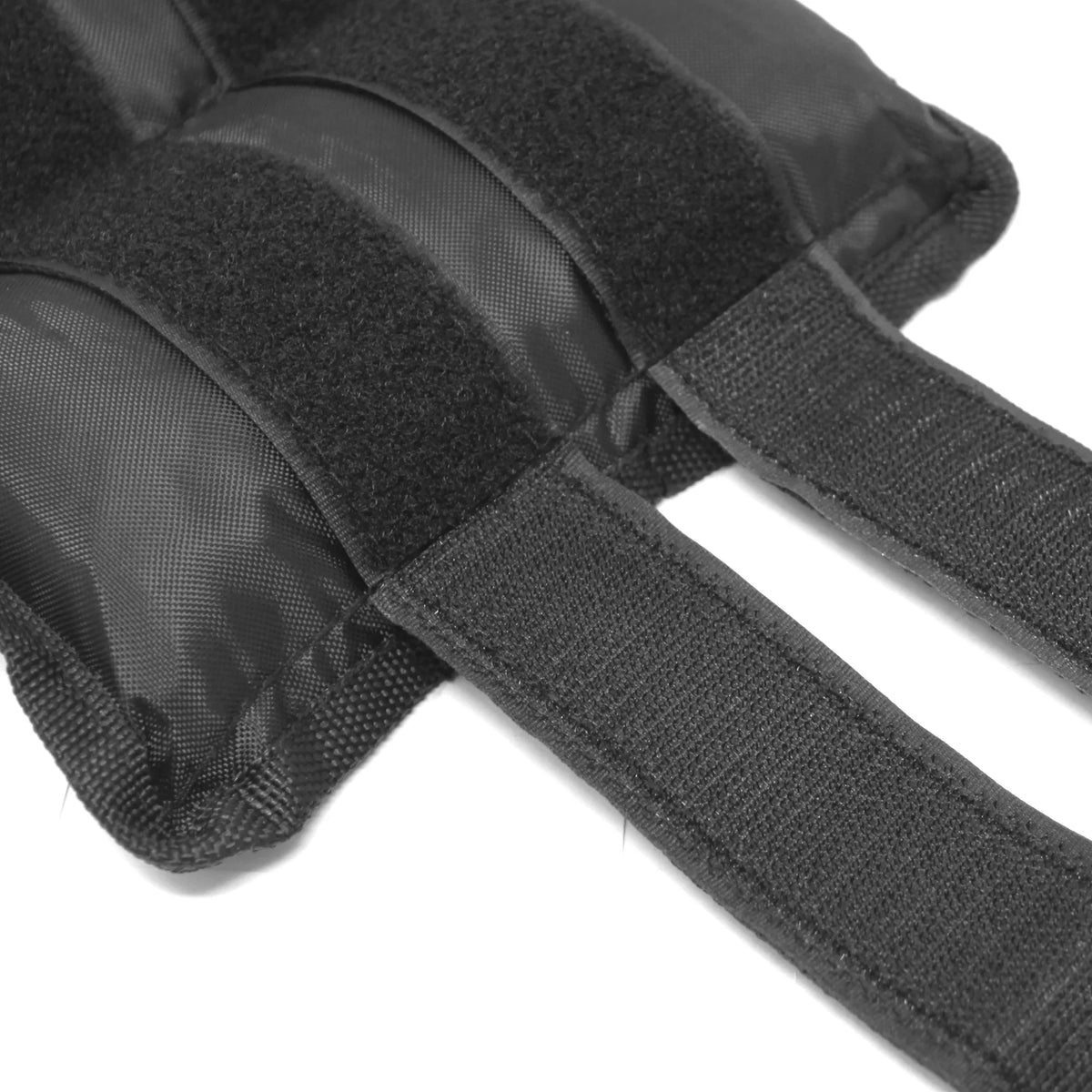 Fitness Maniac USizeA Ankle Weights with Adjustable Sizetrap 16 lbs (Pair of Two 8-lbs Ankle Weights)