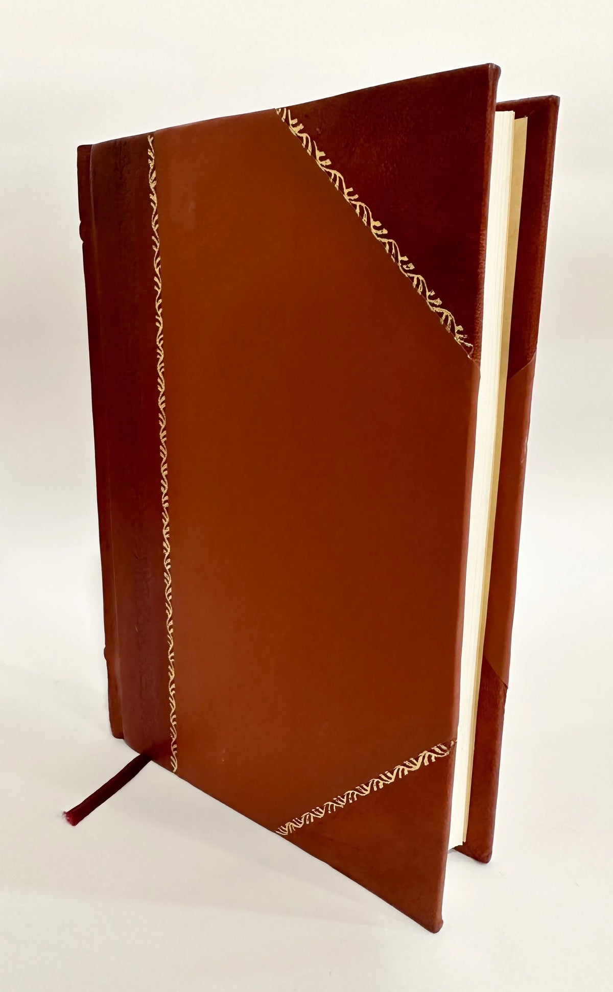 Waverley Novels / Sizecott, Walter, Sizeir (1828) (1828) Volume 27, (Peril of e Peak) [Leather Bound]