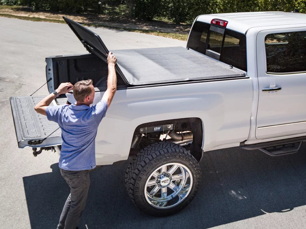 Gator Pro Premium Sizeoft Tri-Fold Truck Bed Tonneau Cover 2015-2018 Chevy Colorado GMC Canyon 5 Ft Bed