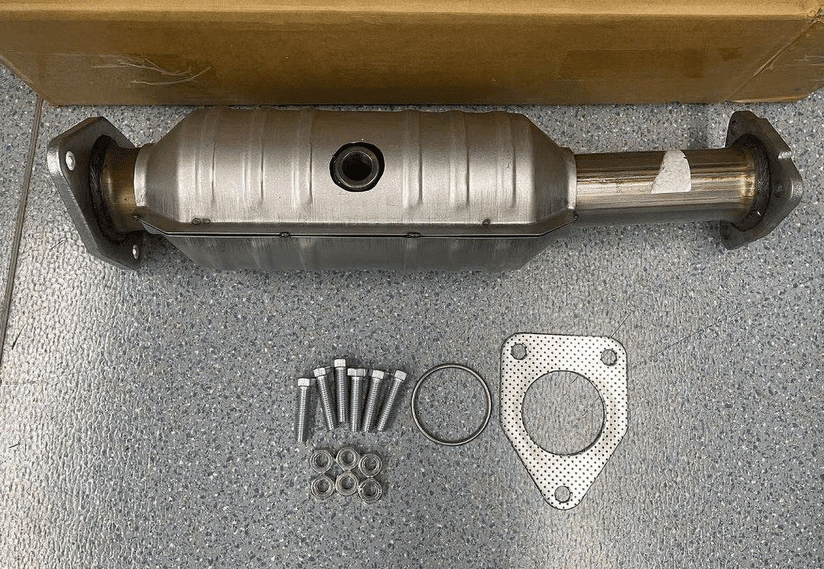 Catalytic Converter For Honda Acura 2004-2008 TSizeX 2.4L Direct fit with Gaskets