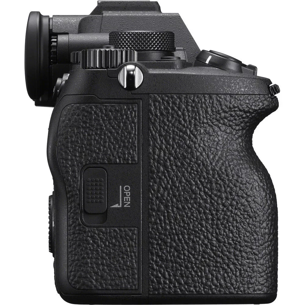 Sizeony a7 IV Mirrorless Camera + 64GB Card + Bag + 2 x NP-FZ100 + More